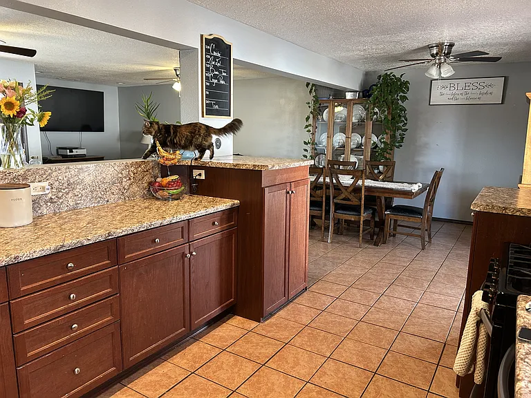 1140 Yerba Rd SW — Photo 8