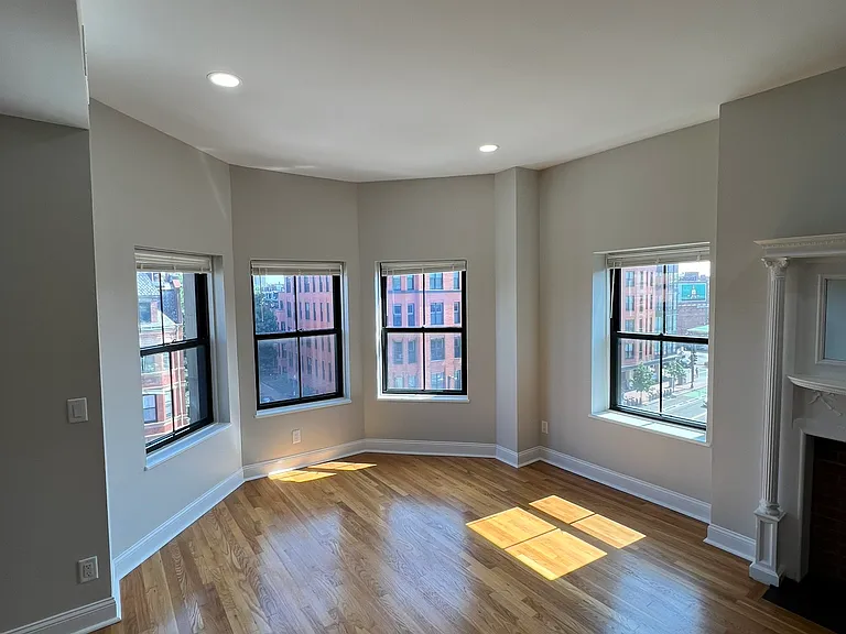 557 Columbus Ave #401 — Photo 37