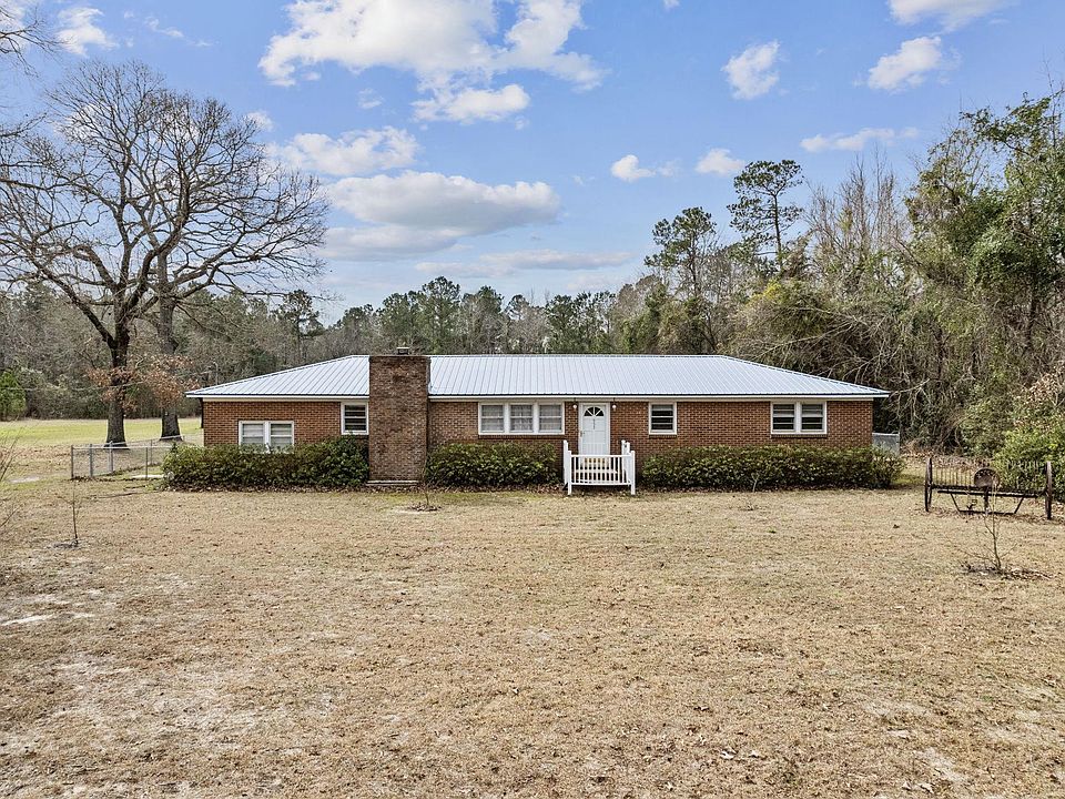 1st image of 953 Crater Rd