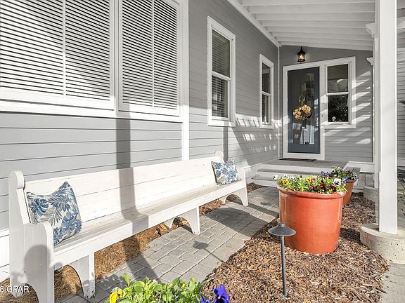 3rd image of 207 Village Way