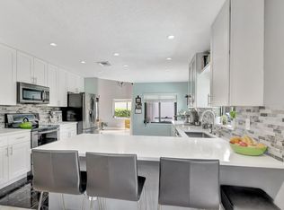 23107 Sunfield Dr, Boca Raton, FL 33433