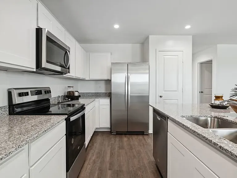 Solana Place at Carlton Commons — Photo 13
