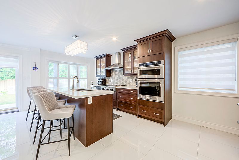 Toronto House for rent - 4 Bedrooms — photo 4