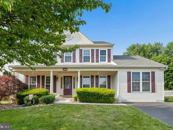 232 Winter Brook Dr, Walkersville, MD 21793