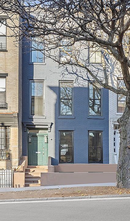 1st image of 31 Woodhull St #1
