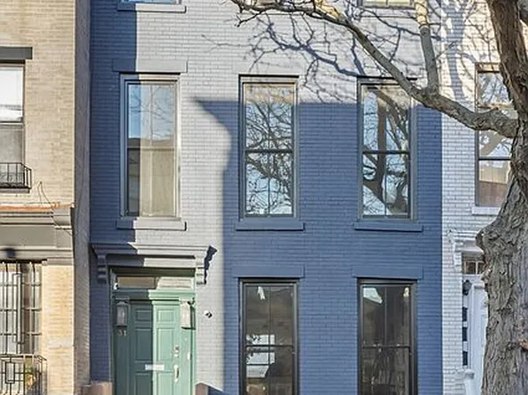 31 Woodhull St #1, Brooklyn, NY 11231