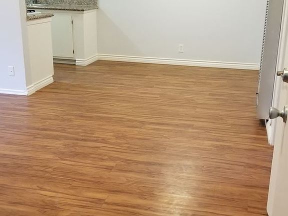 4th image of 11311 Hatteras St APT 5