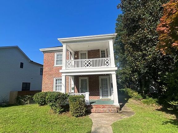 3rd image of 3304 Barton Ave APT A