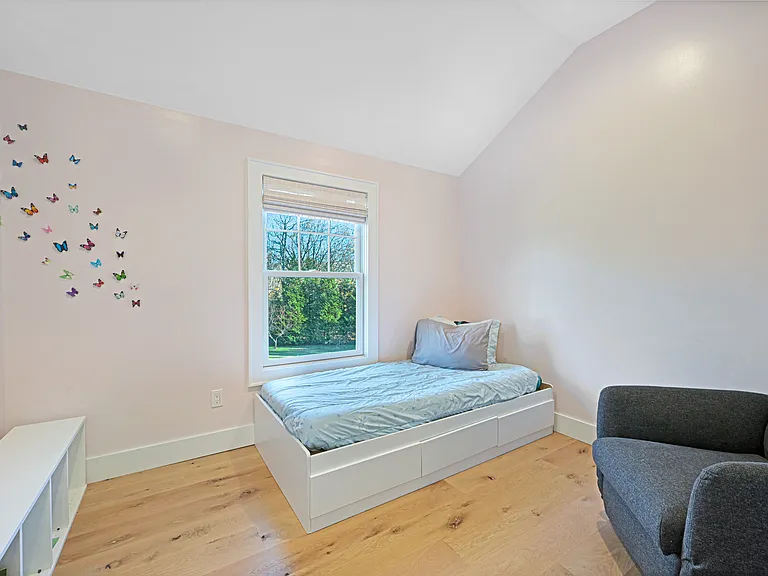 148 Montauk Hwy — Photo 21