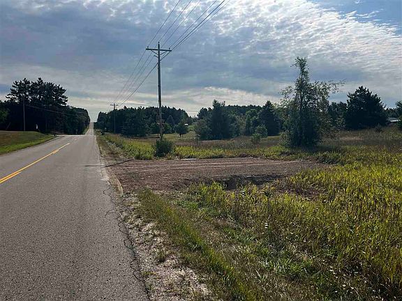 3rd image of W Clute Rd