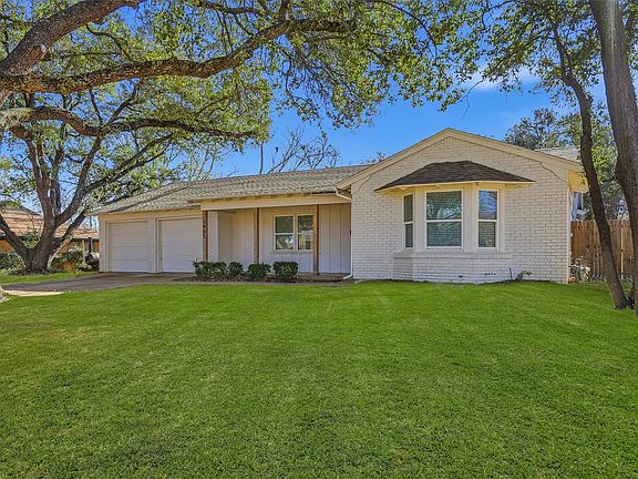 3rd image of 5905 Winifred Dr