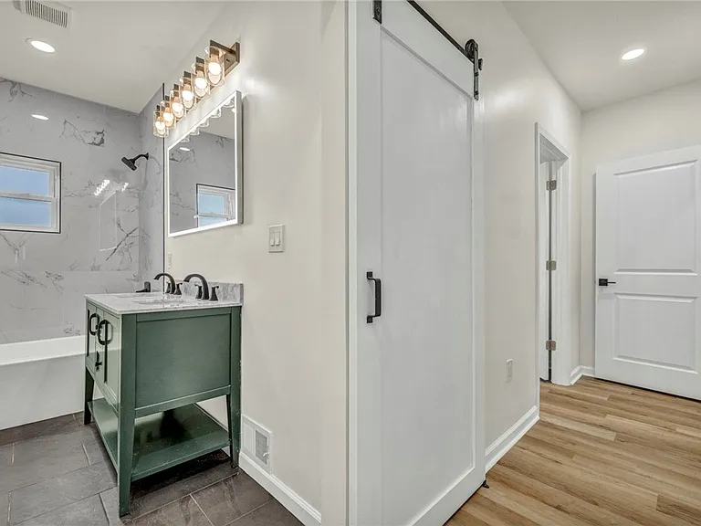 5115 Poe Way — Photo 21