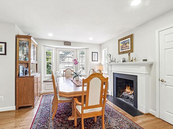 4th image of 8507 Hazelwood Dr