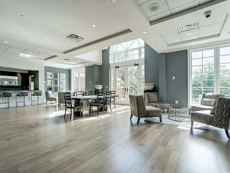 Comfortable Seating Areas in Clubhouse Ideal for Remote Work