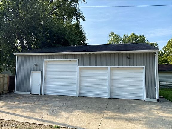 2nd image of 1263 Argyle Dr