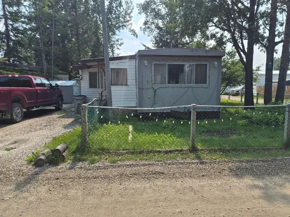 810 56th St #35, Edson, AB T7E 1L6