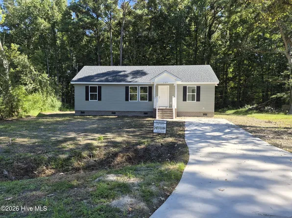 107 Poplar Circle, Moyock, NC 27958