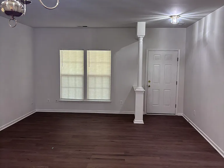 214 Privette St — Photo 3