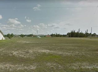 2126 NE 34th Ln, Cape Coral, FL 33909