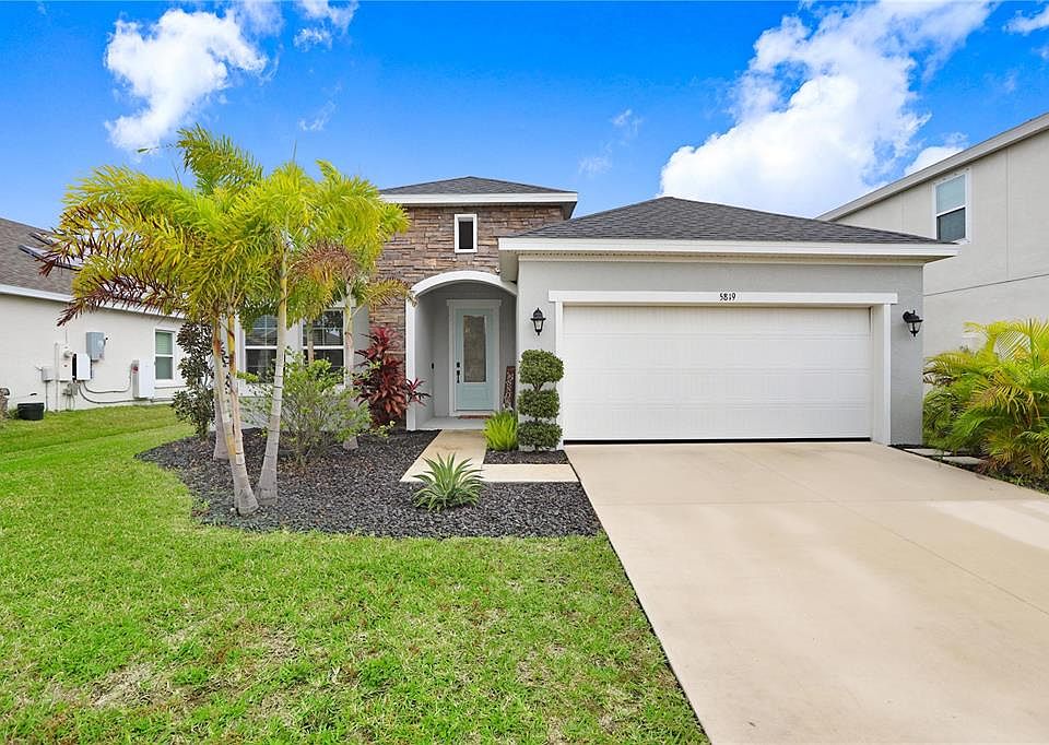 1st image of 5819 Silver Sun Dr