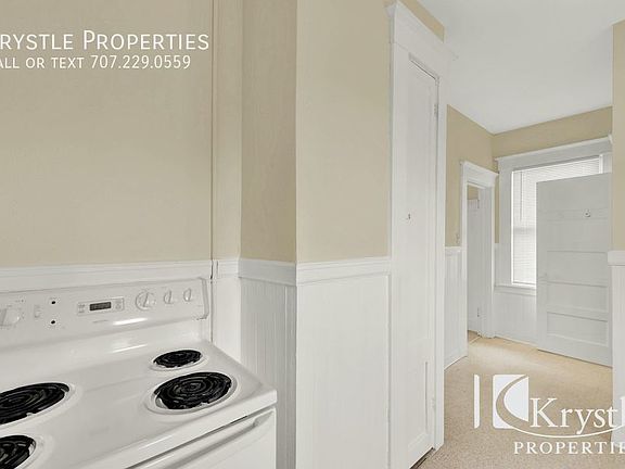 5th image of 808 Napa St APT B