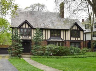 2575 Coventry Rd, Shaker Heights, OH 44120