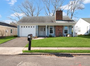 475 Stratford Lane, Ridge, NY 11961