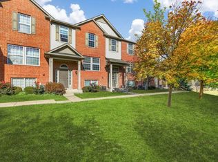 639 Conservatory Ln, Aurora, IL 60502