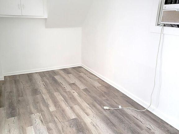 2nd image of 3430 S Emerald Ave #1F
