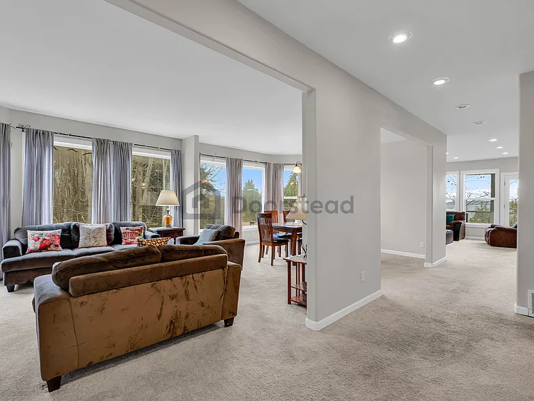 632 Park Ave — Photo 8