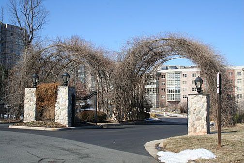Gate