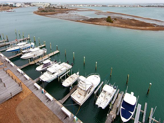 4th image of 100 Olde Towne Yacht Club Drive #713