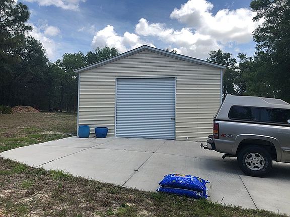 Front of Detached Garage 