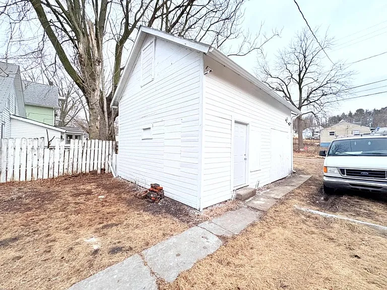 2708 7th Ave — Photo 5