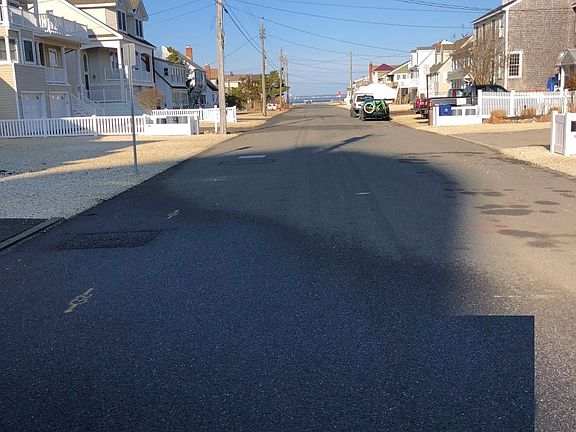 4th image of 101 W Selfridge Ave