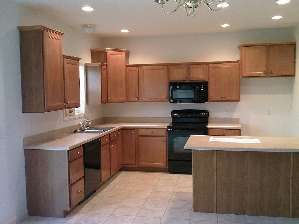 2nd image of 1009 Orchid Way