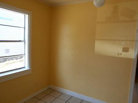 3rd image of 3314 Cicalla Ave