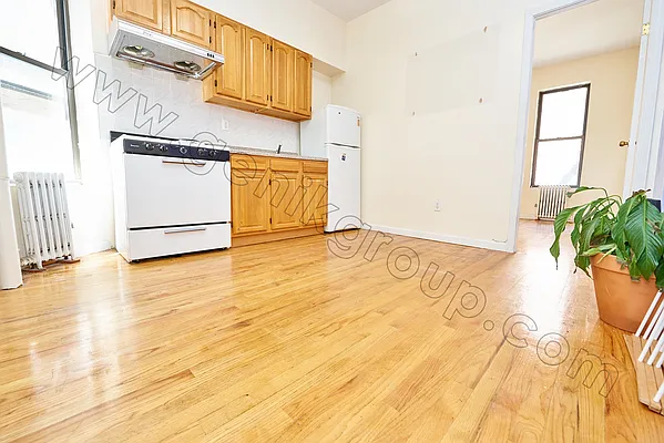 Rented by Genik Group Corp | media 23