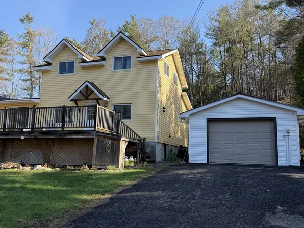 12 Ferndale Rd, Muskoka Lakes, ON P0B 1J0