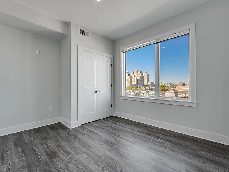 658 Grand St #202 — Photo 9
