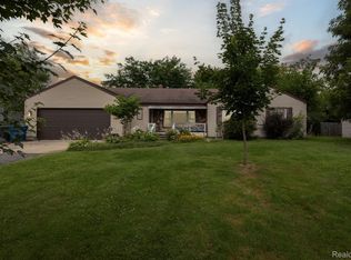 1431 N Seymour Rd, Flushing, MI 48433