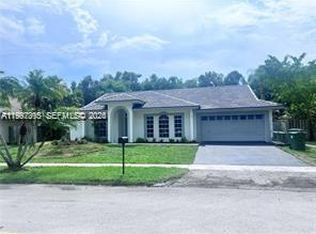 427 SW 169th Ter, Weston, FL 33326