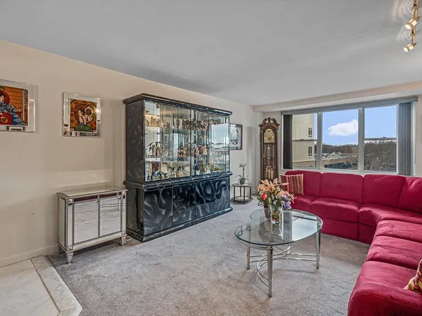 212-30 23rd Ave APT 5A, Queens, NY 11360