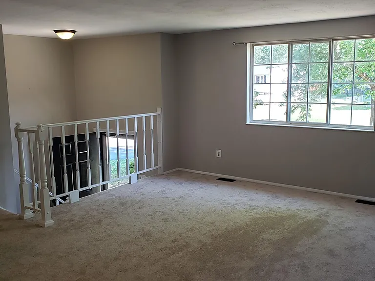 9406 Emmett Ct — Photo 8