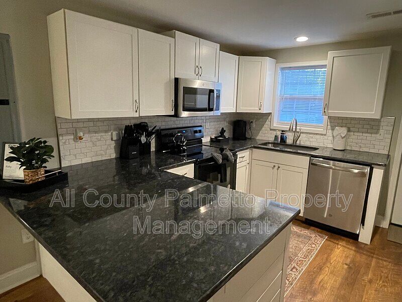 1st image of 2647 Bonds Ave APT A