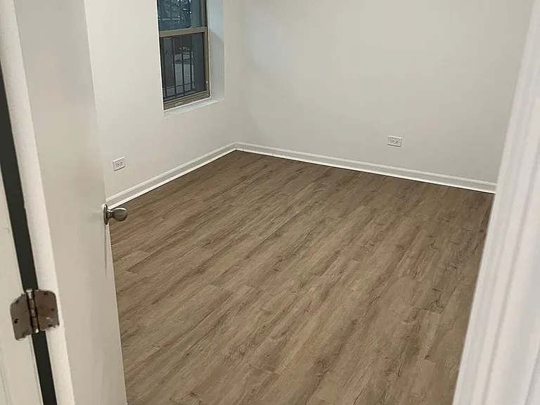 5054 N Winthrop Ave #101 — Photo 7