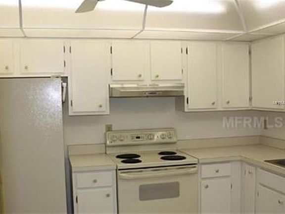 3rd image of 1637 Brookhouse Ct #143-11