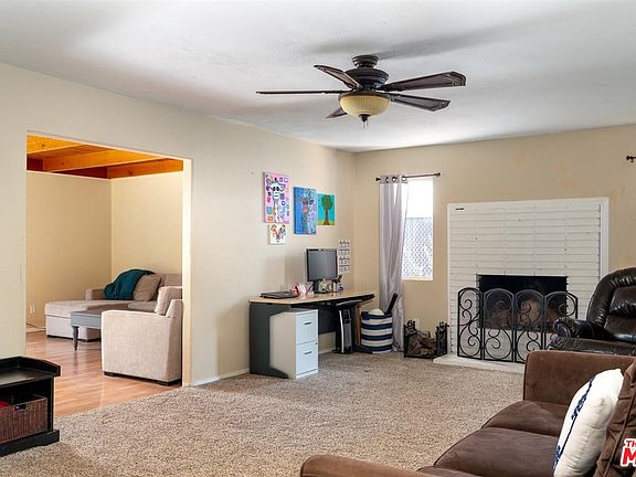 3rd image of 858 Sunnyside Ave