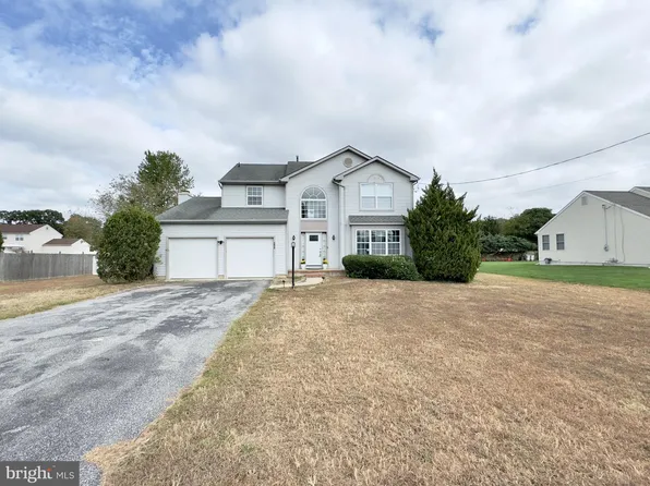 2620 Dante Ave, Vineland, NJ 08361