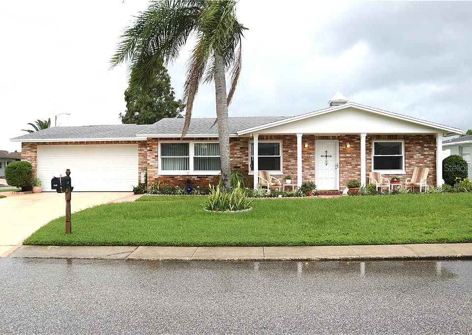1st image of 3608 Eisenhower Dr